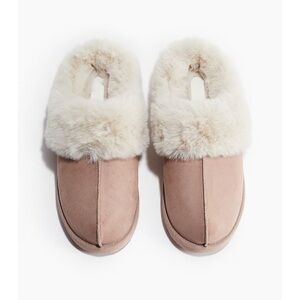 H&M Faux Fur indoor/Outdoor Slippers/Slides.